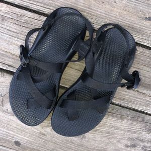All black Chaco size W9